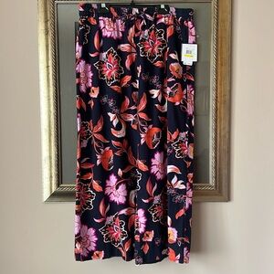 NWT Laundry by Shelli Segal Navy Floral Wide Leg Capri Pants Medium
